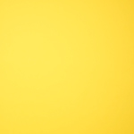 イエロー